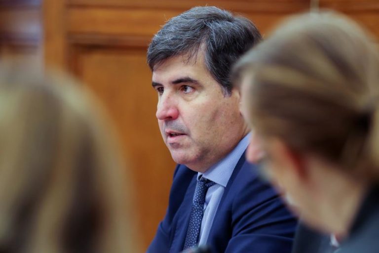 CASO EDP : EX-SECRETÁRIO DE ESTADO DA ENERGIA ARTUR TRINDADE CONSTITUÍDO ARGUIDO