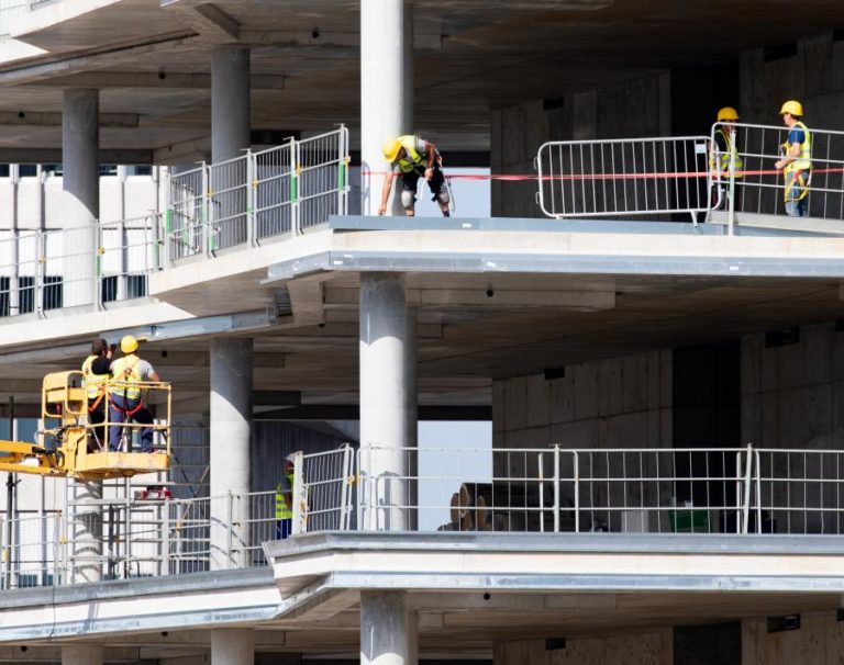 PAÍSES DA OCDE COM DESEMPREGO NOS 9,4% EM 2020 ACIMA DE NÍVEL NA CRISE FINANCEIRA DE 2008