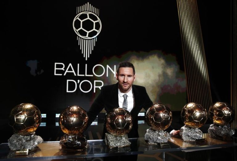 BOLA DE OURO CANCELADA DEVIDO À ATÍPICA ÉPOCA MARCADA PELA COVID-19