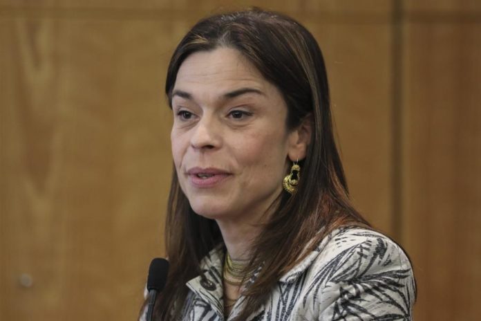 28161676.jpg