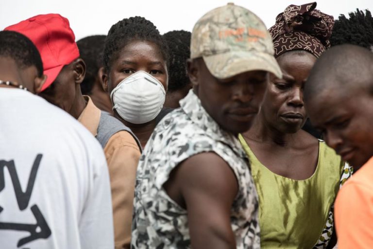 COVID-19: QUASE QUATRO MIL PESSOAS DETIDAS POR DESOBEDIÊNCIA DURANTE ESTADO DE EMERGÊNCIA EM MOÇAMBIQUE