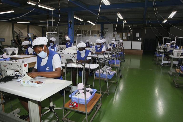 COVID-19: TRABALHADORES CABO-VERDIANOS EM ‘LAY-OFF’ CUSTAM 5,6 MEURO AOS COFRES DO ESTADO