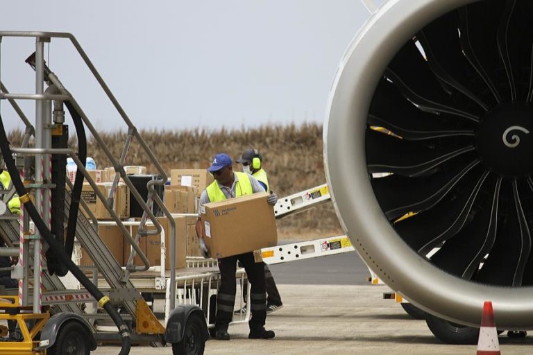 COMPANHIA AÉREA CABO-VERDIANA CHAMA ACIONISTAS PARA DECIDIR NOVA ADMINISTRAÇÃO