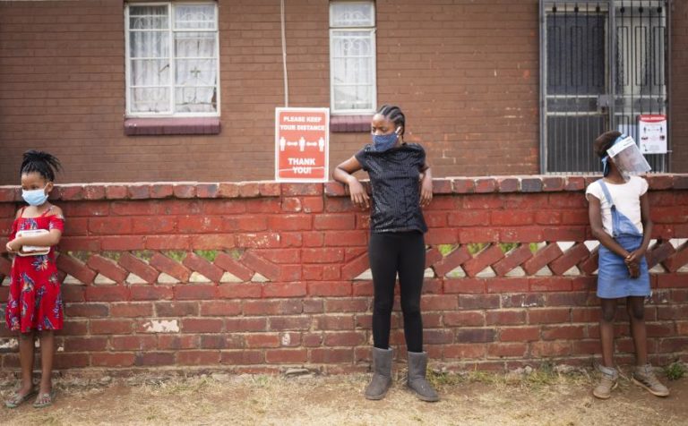 COVID-19: ÁFRICA COM 871.970 INFEÇÕES E 18.475 MORTOS