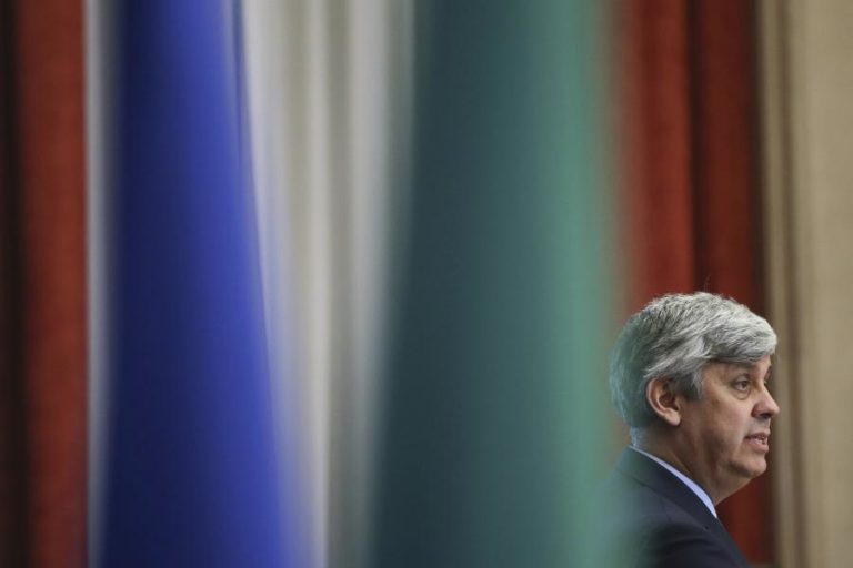COVID-19: CENTENO DEFENDE REPENSAR DAS REGRAS DA DÍVIDA E DO DÉFICE NA UE