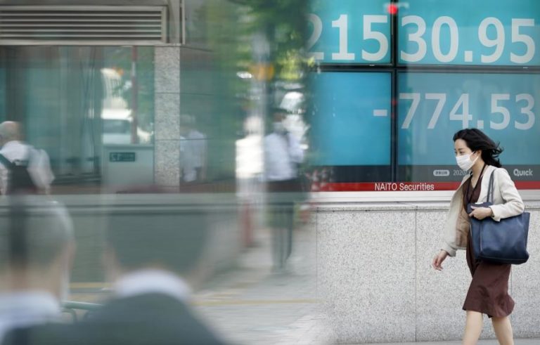 BOLSA DE TÓQUIO ABRE A DESCER 0,3%