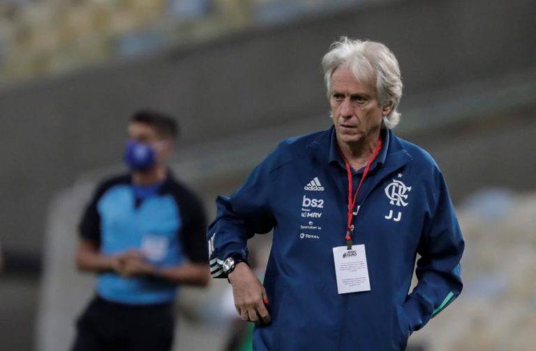 FLAMENGO ANUNCIA SAÍDA DE JORGE JESUS