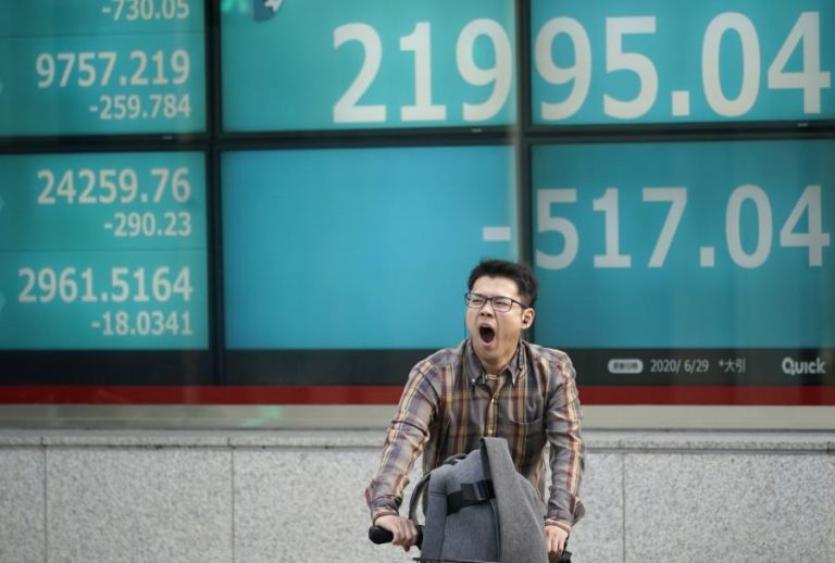 BOLSA DE TÓQUIO FECHA A PERDER 0,44%