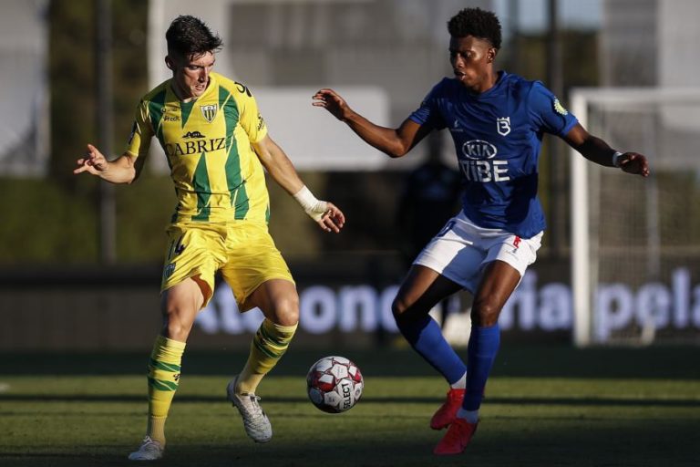 BELENENSES SAD E TONDELA EMPATAM EM DUELO DE ‘AFLITOS’ NA I LIGA