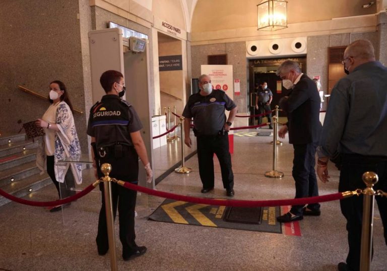 COVID-19: ESPANHA COM 174 NOVOS CASOS DE CONTÁGIO NAS ÚLTIMAS 24 HORAS