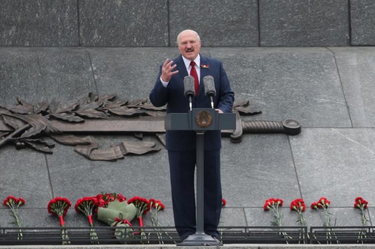 MEIA CENTENA DE BIELORRUSSOS PROTESTA EM LISBOA CONTRA “ÚLTIMO DITADOR EUROPEU”