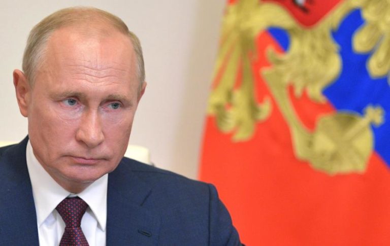 PUTIN ANUNCIA QUE REFORMA CONSTITUCIONAL NA RÚSSIA ENTRA EM VIGOR NO SÁBADO