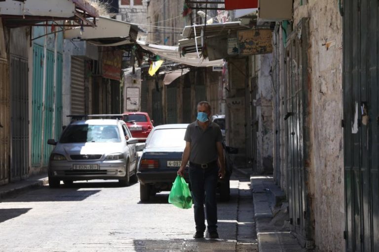 COVID-19: ISRAEL IMPÕE MEDIDAS RESTRITIVAS AOS FINS-DE-SEMANA EM LOCAIS PÚBLICOS