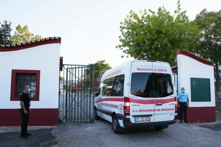 COVID-19: SURTO DE REGUENGOS DE MONSARAZ CONTINUA SEM CASOS CURADOS ENTRE UTENTES DO LAR
