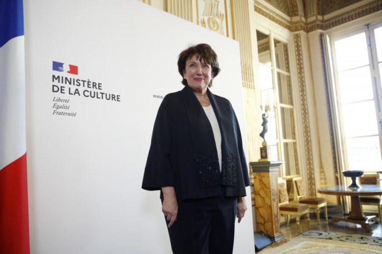 RECONSTRUÇÃO DO PINÁCULO DA CATEDRAL DE NOTRE-DAME TEM AMPLO CONSENSO – MINISTRA