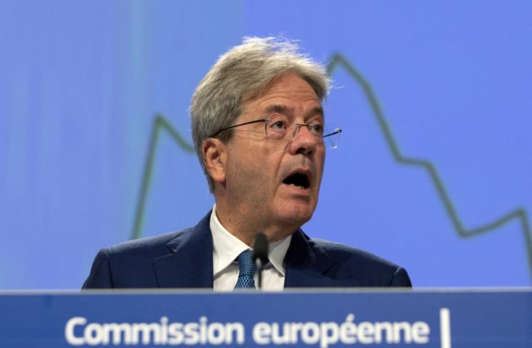 UE/PREVISÕES: GENTILONI ATRIBUI CENÁRIO MAIS PESSIMISTA PARA PORTUGAL À QUEDA NO TURISMO