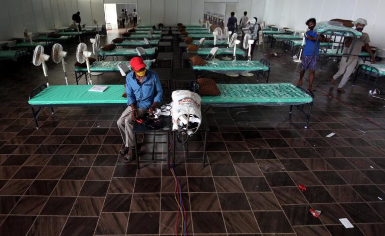 COVID-19: ÍNDIA REGISTOU 26.500 CASOS NAS ÚLTIMAS 24 HORAS, UM NOVO MÁXIMO DIÁRIO