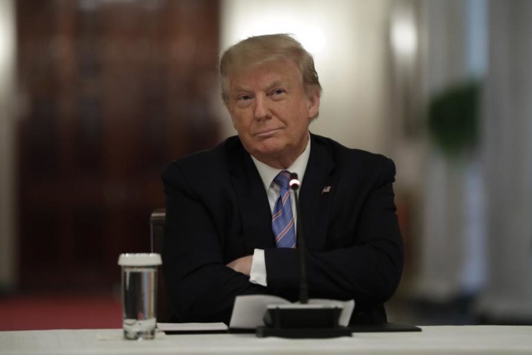 SUPREMO OBRIGA TRUMP A ENTREGAR DECLARAÇÕES FISCAIS A TRIBUNAL FEDERAL