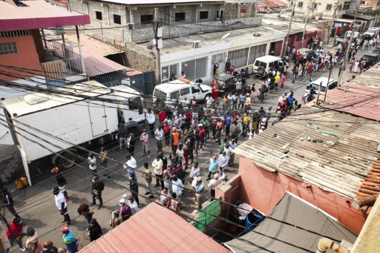COVID-19: ANGOLA ULTRAPASSA OS 900 CASOS E REGISTA MAIS QUATRO MORTES