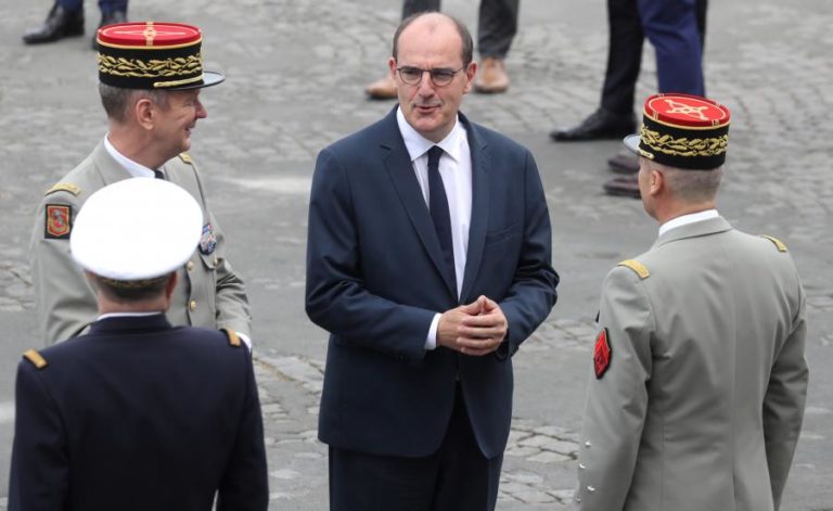 COVID-19: MÁSCARA OBRIGATÓRIA EM LOCAIS PÚBLICOS FECHADOS EM FRANÇA A PARTIR DA “PRÓXIMA SEMANA” – PM