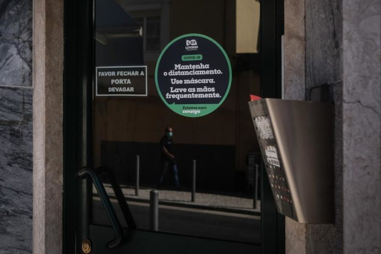 COVID-19: PORTUGAL COM MAIS TRÊS MORTES E 312 NOVOS CASOS DE INFEÇÃO