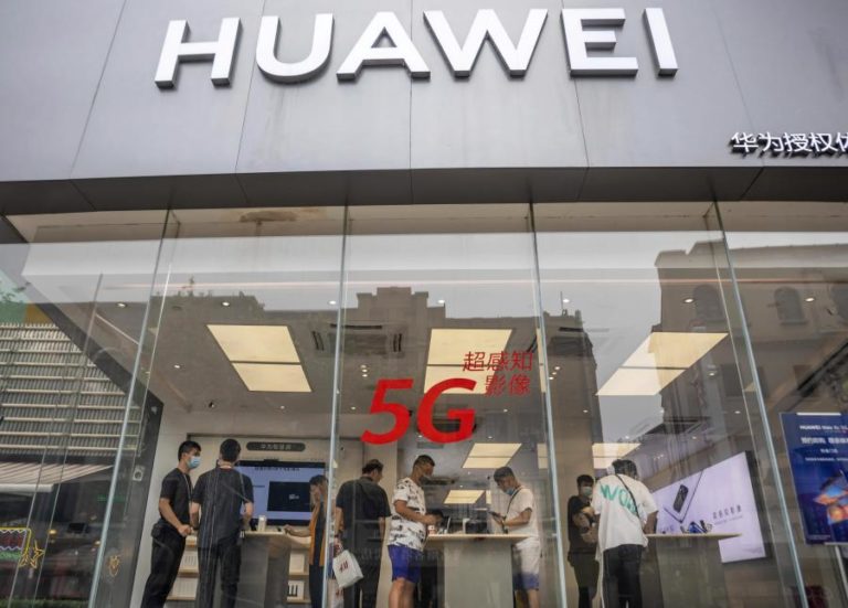 CHINA ACUSA EUA DE QUEREREM IMPEDIR HUAWEI DE IMPLEMENTAR TECNOLOGIA 5G NO BRASIL
