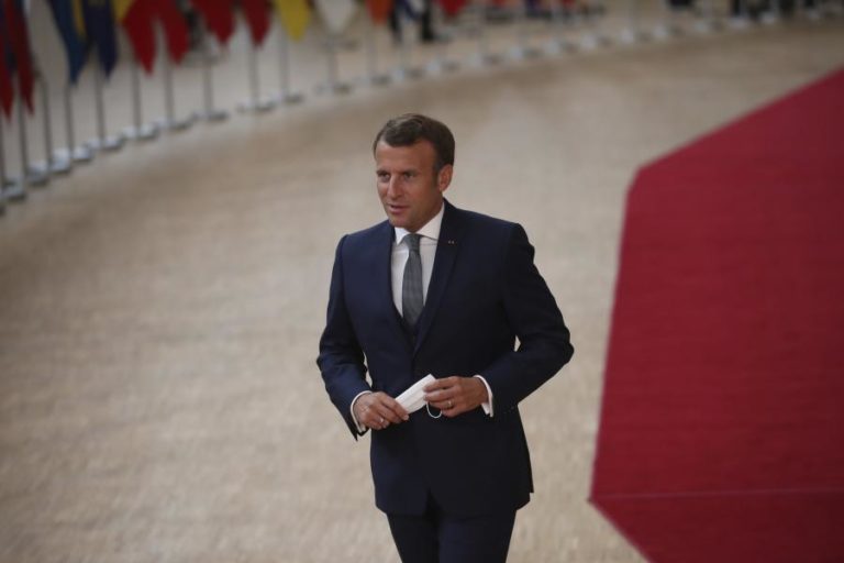 UE/CIMEIRA: PRESIDENTE FRANCÊS ADVERTE QUE ESTE É “MOMENTO DE VERDADE” PARA A EUROPA