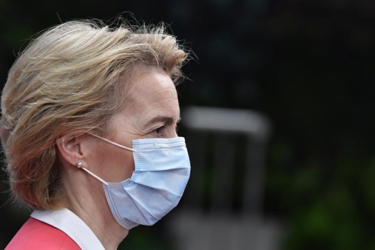 UE/CIMEIRA: FUTURO DA UNIÃO “NÃO PODIA ESTAR MAIS EM JOGO” – VON DER LEYEN