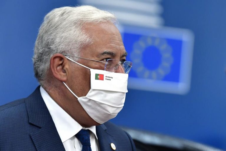 UE/CIMEIRA: ANTÓNIO COSTA OFERECE MÁSCARAS PORTUGUESAS AOS HOMÓLOGOS EUROPEUS