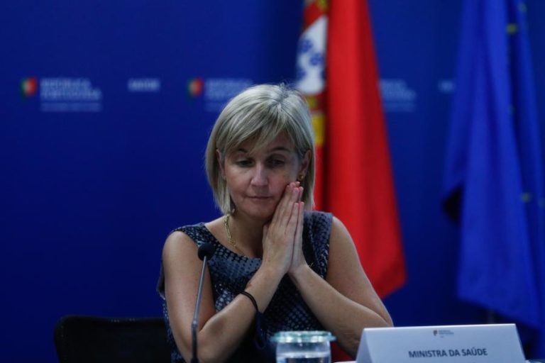 COVID-19: VENTILADORES COM FALHAS FORAM DOAÇÃO – MINISTRA