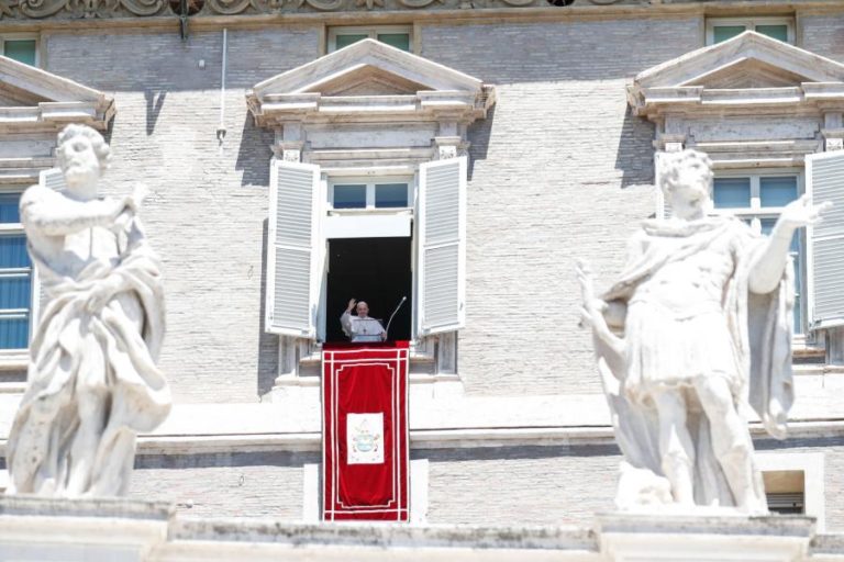 COVID-29: PAPA FRANCISCO ENCORAJA JOVENS A NÃO ESQUECEREM OS IDOSOS NESTE DIA DOS AVÓS