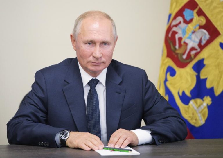 PUTIN REFORÇA PODERIO MILITAR RUSSO COM SEIS NOVOS NAVIOS DE GUERRA