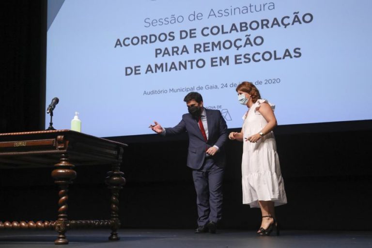 CONCURSOS PARA RETIRADA DE AMIANTO ATÉ 31 DE OUTUBRO E NÃO ADJUDICAÇÕES DE OBRA