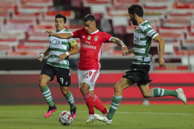 BENFICA VENCE SPORTING E ATIRA ‘LEÕES’ PARA O QUARTO LUGAR DA I LIGA