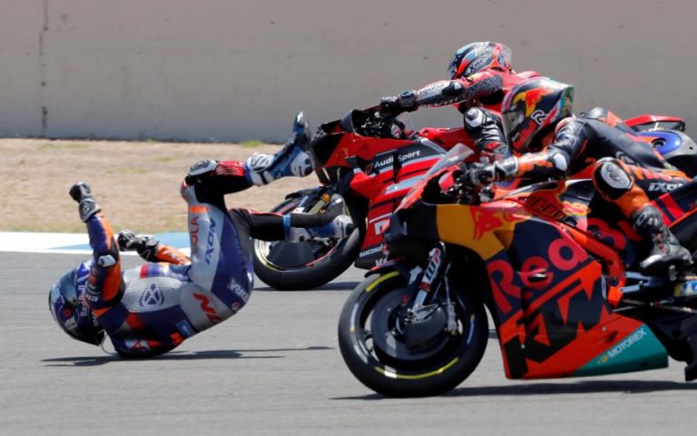 MIGUEL OLIVEIRA CAI NA PRIMEIRA CURVA E ABANDONA GP DA ANDALUZIA DE MOTOGP