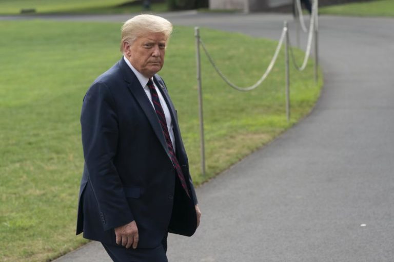 COVID-19: TWITTER RETIRA VÍDEO E MENSAGENS DE TRUMP POR SEREM “FALSAS”