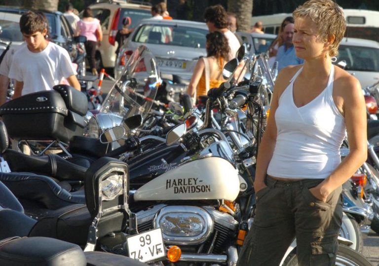 PSP FISCALIZA VEÍCULOS DE DUAS RODAS PARA PREVENIR SINISTRALIDADE