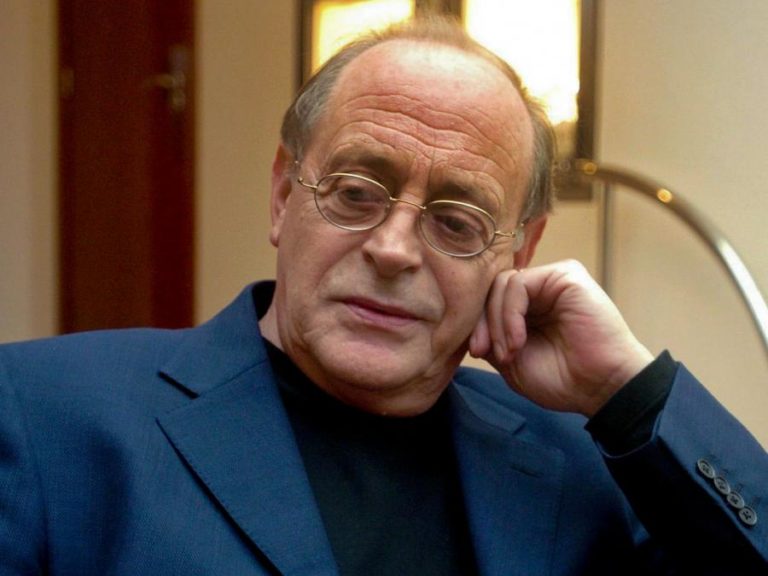 INÉDITO DE ANTÓNIO TABUCCHI SOBRE ARTISTAS PORTUGUESES CHEGA ÀS LIVRARIAS NA TERÇA-FEIRA