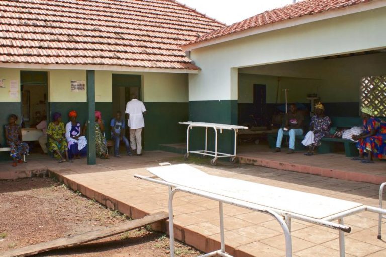 COVID-19: AUTORIDADES GUINEENSES PEDEM RESPEITO PELAS MEDIDAS IMPOSTAS PERANTE SUBIDA DOS NÚMEROS
