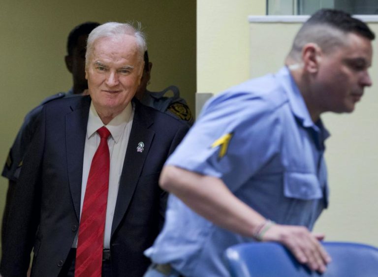 RATKO MLADIC PEDE ABSOLVIÇÃO INVOCANDO ERROS JUDICIAIS NO PROCESSO QUE O CONDENOU