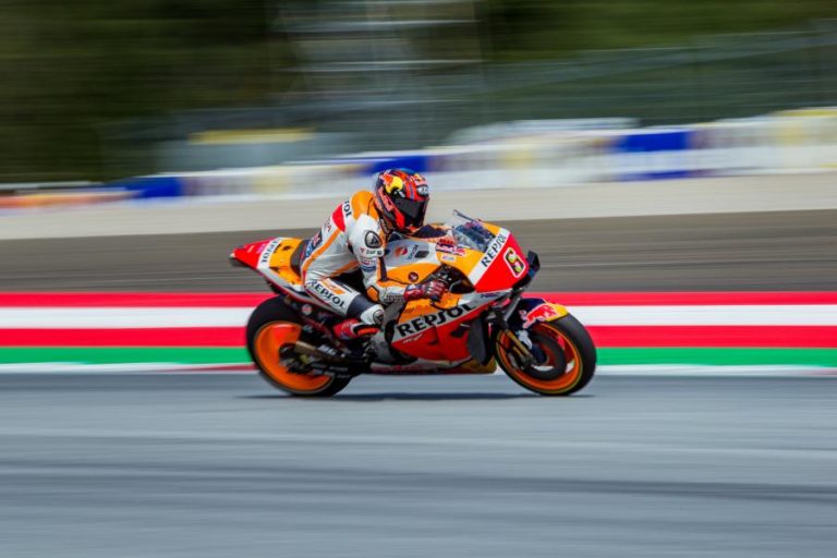 STEFAN BRADL SUBSTITUI CAMPEÃO MARC MÁRQUEZ NO GP DA REPÚBLICA CHECA DE MOTOGP