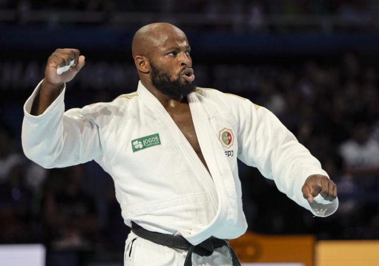 CAMPEÃO MUNDIAL DE JUDO JORGE FONSECA RENOVA COM O SPORTING