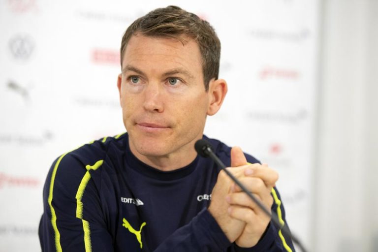 LICHTSTEINER TERMINA CARREIRA DEVIDO AO ADIAMENTO DO EURO2020