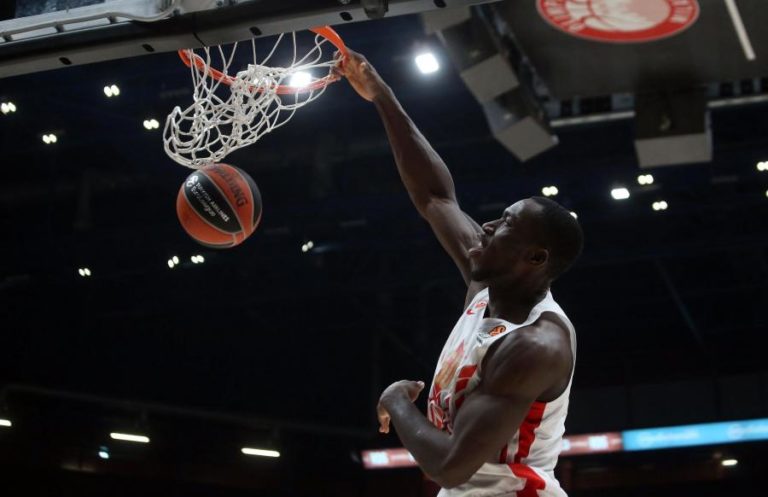 FALECIDO BASQUETEBOLISTA MICHAEL OJO TINHA TESTADO POSITIVO À COVID-19