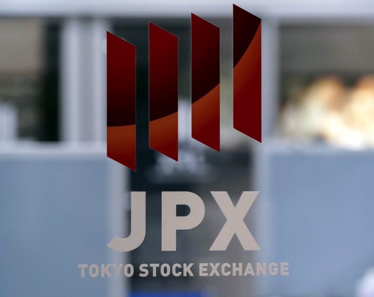 BOLSA DE TÓQUIO FECHA A PERDER 0,39%