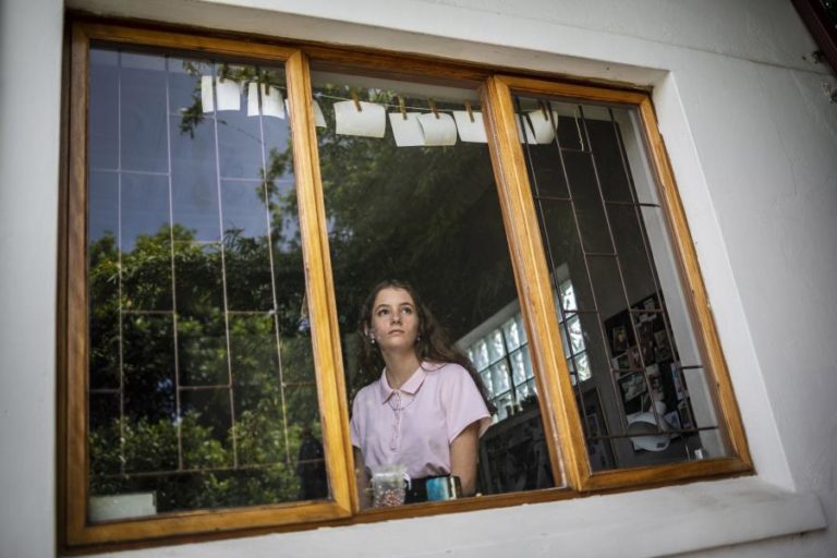 COVID-19: PANDEMIA AGRAVOU SITUAÇÕES DE DEPRESSÃO E PERTURBAÇÕES ALIMENTARES NOS JOVENS