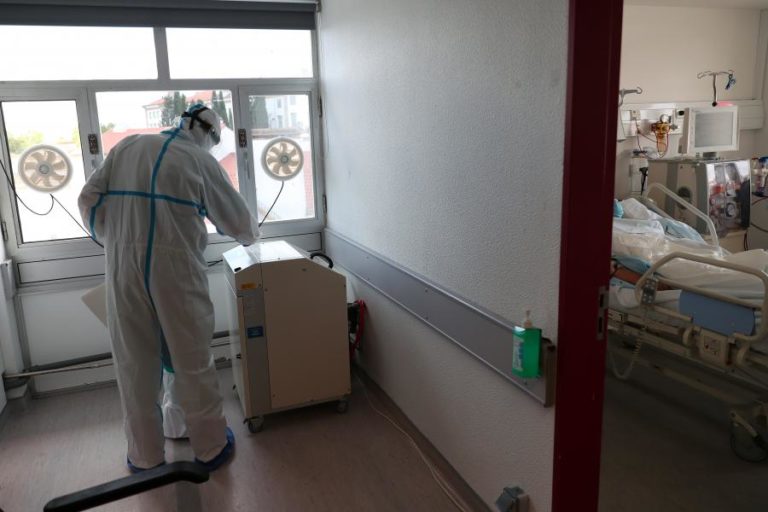 COVID-19: SURTO NA VILA ALENTEJANA DE MORA JÁ COM 50 INFETADOS