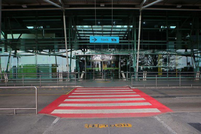 COVID-19: AEROPORTOS NACIONAIS COM MOVIMENTO “INEXPRESSIVO” DE 318,2 MIL PASSAGEIROS EM JUNHO — INE