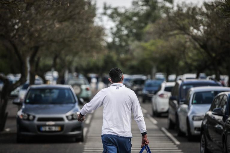 MERCADO AUTOMÓVEL CAI QUASE 17% EM JULHO — ACAP