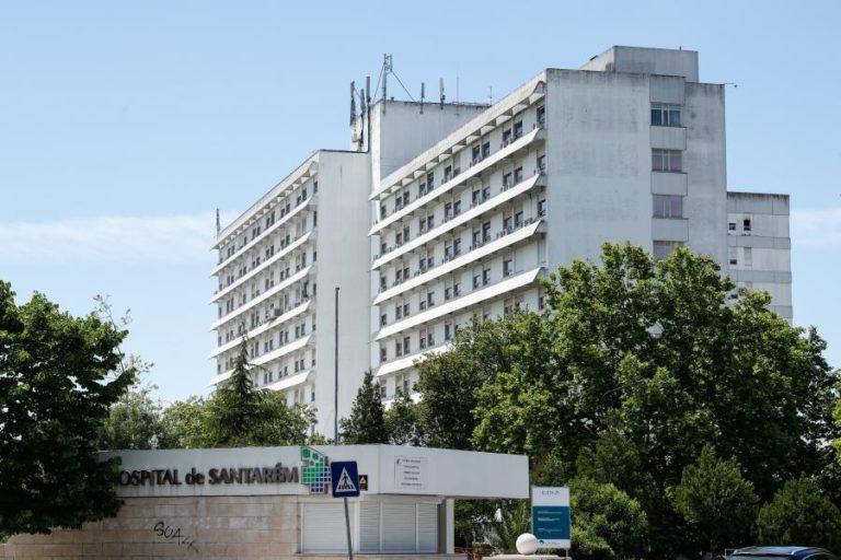 COVID-19: HOSPITAL DE SANTARÉM COM UMA MÉDICA INFETADA E NOVE EM QUARENTENA